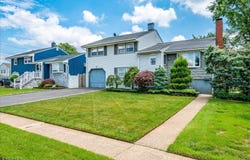 105 Lafayette Rd, Woodbridge Twp., NJ 08863