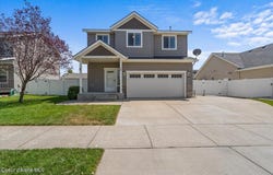 1824 E WARBLER LN, Post Falls, ID 83854
