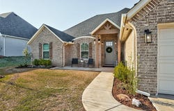 8724 Beechgrove Drive, Arcadia, OK 73007