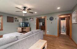 26 E Peterson Street, Otterbein, IN 47970