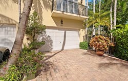 1127 NE 18th Ave, Fort Lauderdale, FL 33304