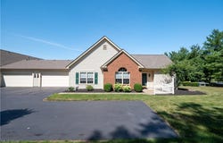 226 Village Court, Columbiana, OH 44408