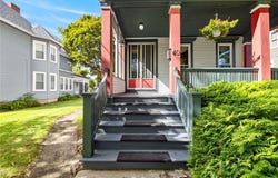 40 W Gibson Street, Canandaigua, NY 14424