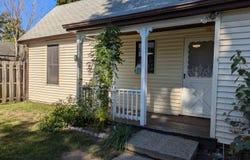 603 Maple St, Clare, MI 48617