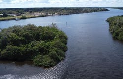 ISLAND, Alva, FL 33920