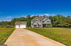 117 Lake, Williamson, GA 30292