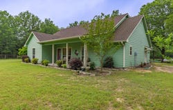 690 County Road 15560, Paris, TX 75462
