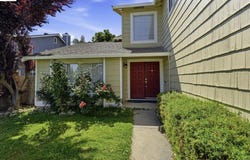 1137 Hidden Meadow Pl, Manteca, CA 95337