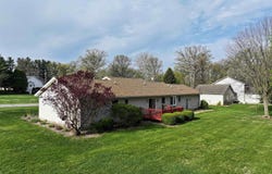 800 E Oak View Estate, Winamac, IN 46996-8785