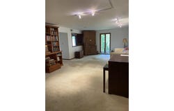 435 Old Stone Road, Munster, IN 46321
