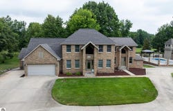 900 E Pine Grove Drive, Weidman, MI 48893