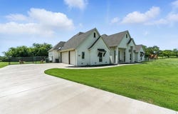 363 Red Bird Drive, Springtown, TX 76082