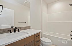 6336 N Barholm Ln, Eagle, ID 83616