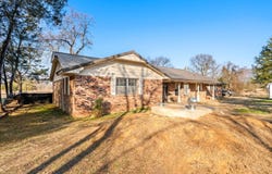 35230 Midway Road, Poteau, OK 74953