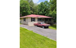 410 Barry St, Fort Payne, AL 35968