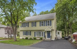 18-1/2 Cannon Hill Ave, Groveland, MA 01834