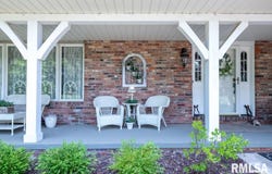 1128 W BROOKFOREST Drive, Peoria, IL 61615