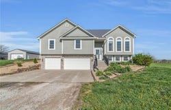 6095 SE Dittoe Lane, Holt, MO 64048