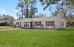 5215 Washington Avenue, Gulfport, MS 39507