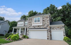 16460 Sanctuary Circle, East Lansing, MI 48823