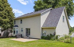 1305 N Hunter Drive, Olathe, KS 66061
