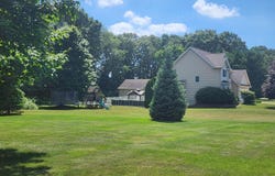 8270 Robins Lane, Battle Creek, MI 49014
