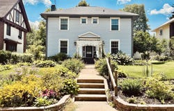 1008 1st Avenue E, Oskaloosa, IA 52577