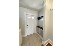 80 Linden St, Salem, MA 01970