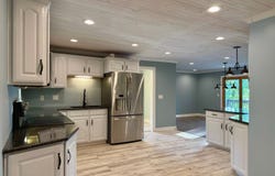 210 BRENTWOOD DR, LIVERMORE, KY 42352