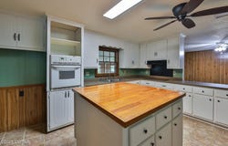 1211 N 29th Avenue, Humboldt, TN 38343