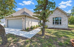 196 Bridwell Lane, Runaway Bay, TX 76426