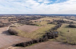 349 S Dade 163, Greenfield, MO 65661