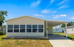 6163 Presidential Circle, Zephyrhills, FL 33540