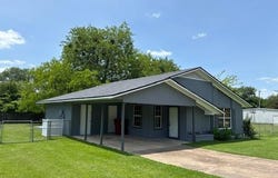 100 Lynn Lane, Mount Vernon, TX 75457