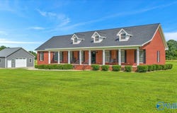 211 Dilbeck Road, Rainsville, AL 35986