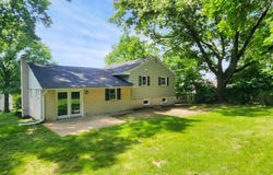 6130 PINE KNOLL DRIVE, HARRISBURG, PA 17111