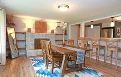 1158 S 39TH St, Springfield, OR 97478