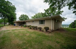 800 Grandview Heights, Conway, AR 72032