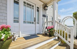 77 Front Street, South Jamesport, NY 11970