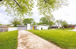 105 Lowell Court, Shiloh, IL 62269