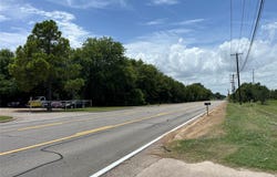 2302 Live Oak Street, Commerce, TX 75428