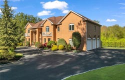 20 Red Brook Crossing, Lincoln, RI 02865