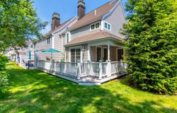 15 Hampton Court, Mashpee, MA 02649