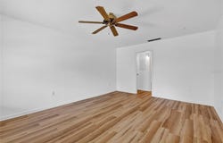 200 E 10TH AVENUE, MOUNT DORA, FL 32757