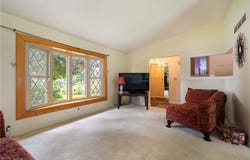 1977 Massillon Road, Akron, OH 44312