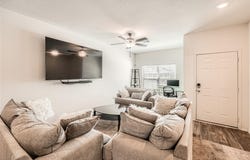 14513 Prairie Sod LN, Elgin, TX 78621