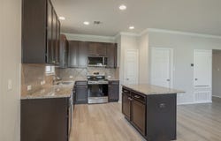 767 Hoot Owl LN, Leander, TX 78641