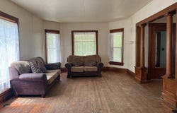 935  East 2nd Street, Redfield, SD 57469