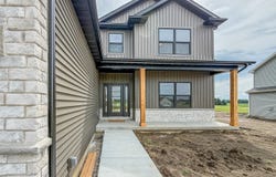 510 N Beacon Hill Circle, Urbana, IL 61802