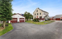 39 Mystic St, Brockton, MA 02302